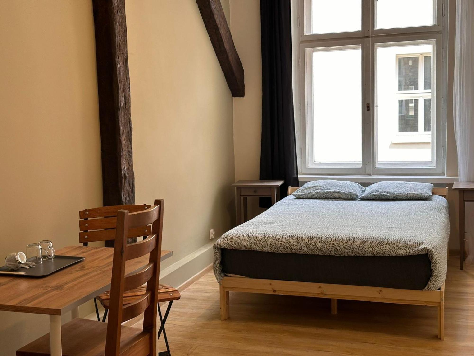 Apollo 56 Hostel Poznan Ngoại thất bức ảnh