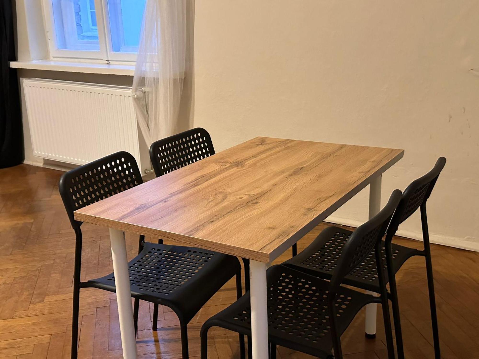 Apollo 56 Hostel Poznan Ngoại thất bức ảnh
